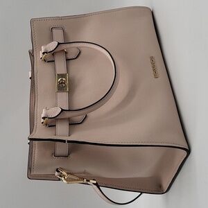 1436- Michael Kors Hamilton Leather Bag Pink Color NWT